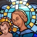 Marie et les Bienfaiteurs de la chapelle